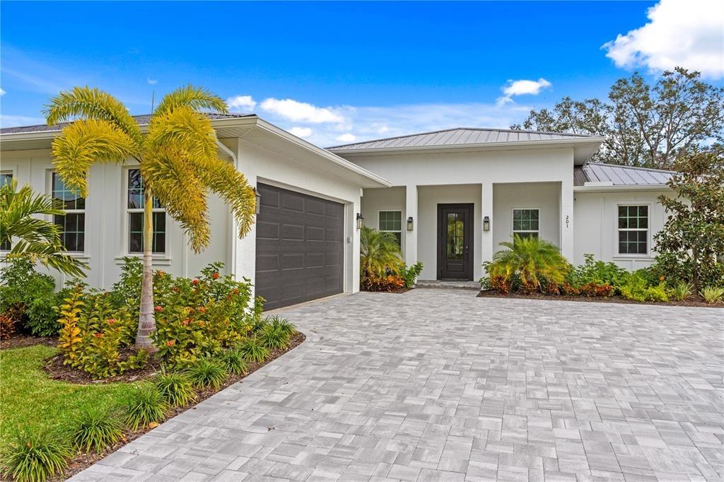 S Shade Ave, Sarasota, FL 34237