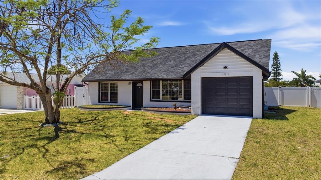 Garris Dr, Hudson, FL 34667