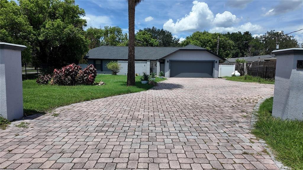 Holden Ave, Orlando, FL 32839