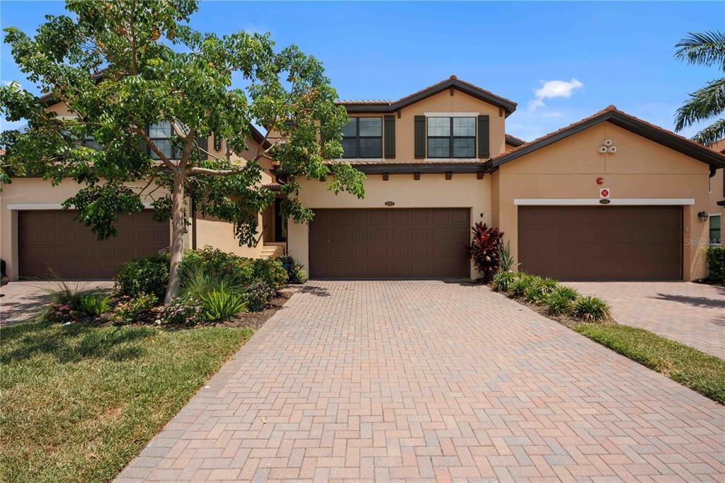 Tarflower Dr, Venice, FL 34293