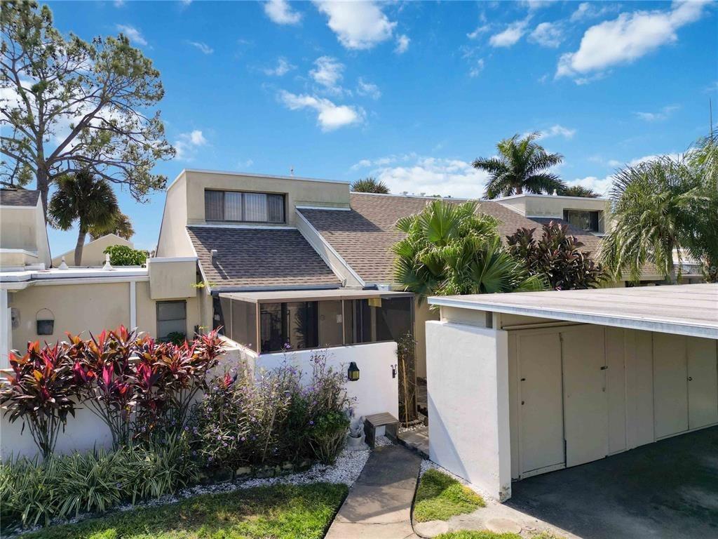 Horseshoe Ct, Sarasota, FL 34235