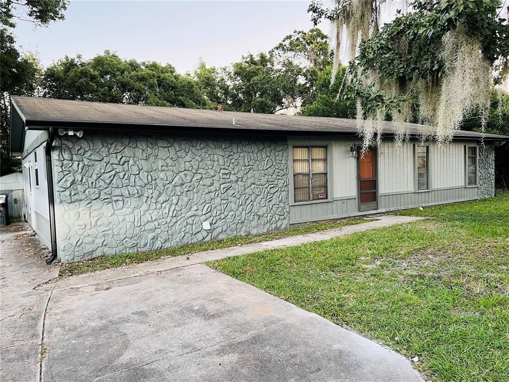 Napoleon St, Orlando, FL 32825