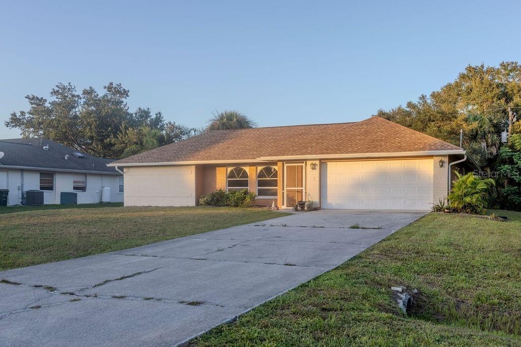 S Biscayne Dr, North Port, FL 34287