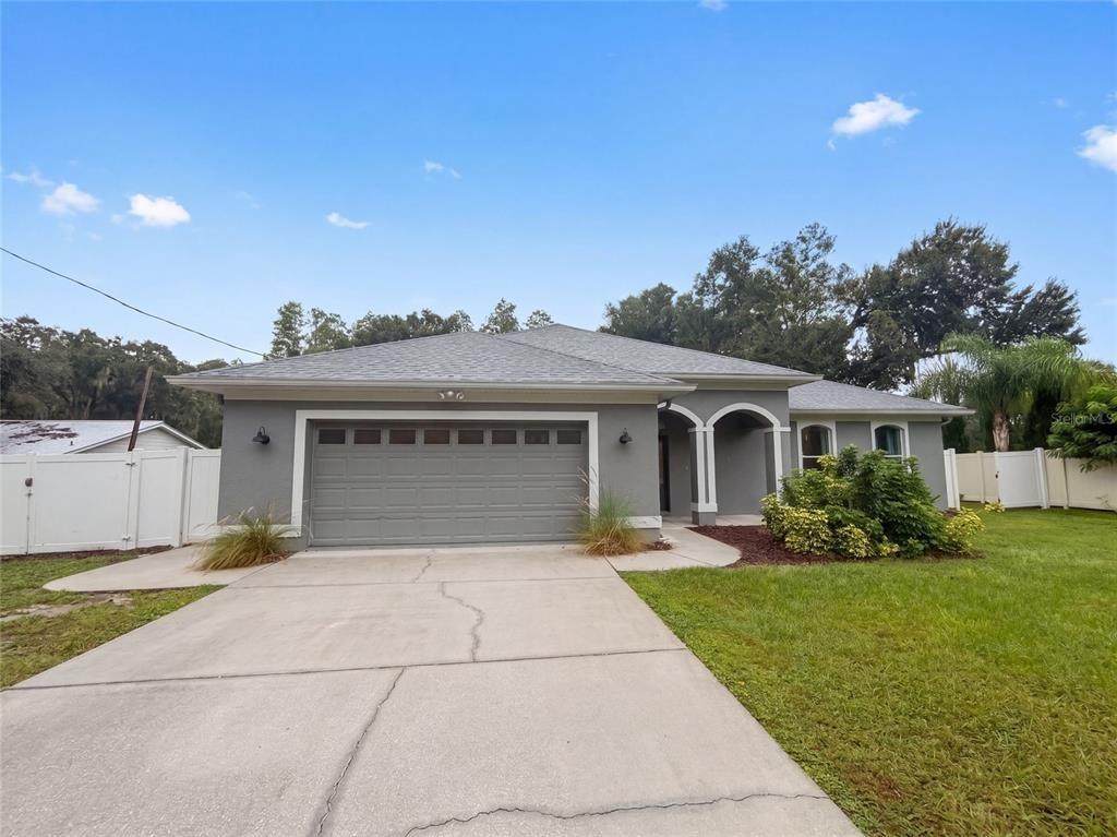 Willow Bend Pkwy, Lutz, FL 33549
