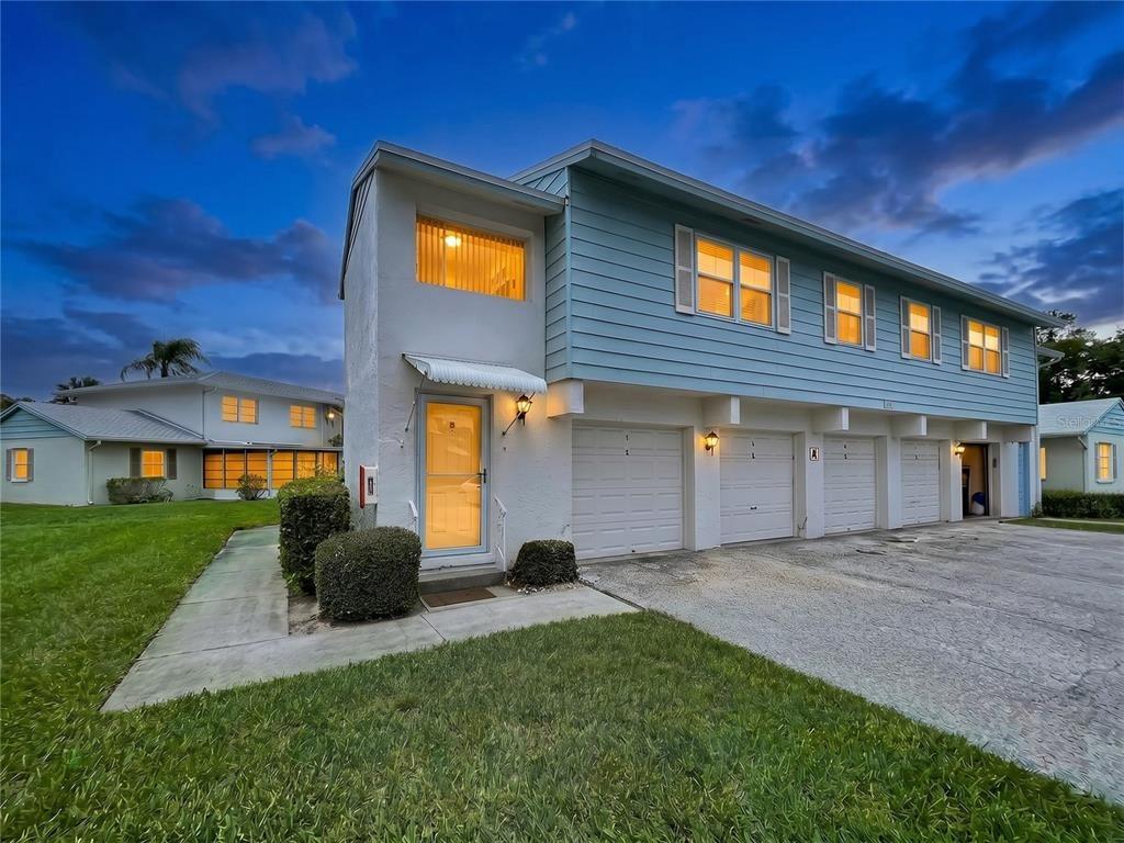 38th Way S, Saint Petersburg, FL 33711