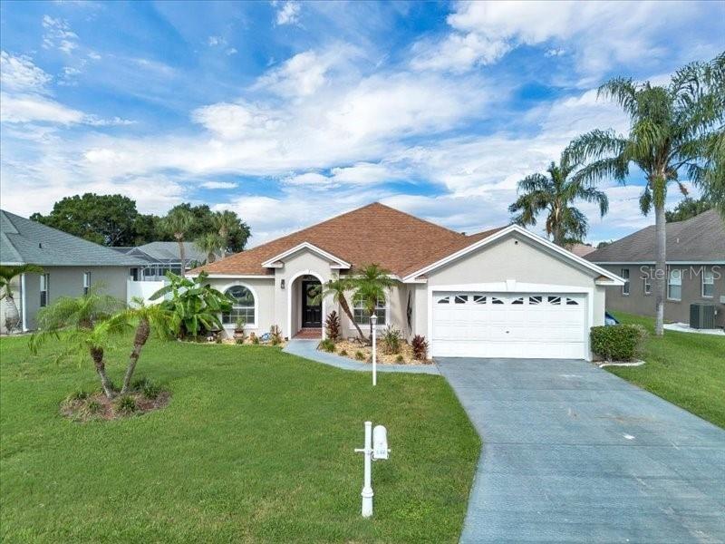 Ruby Lake Loop, Winter Haven, FL 33884