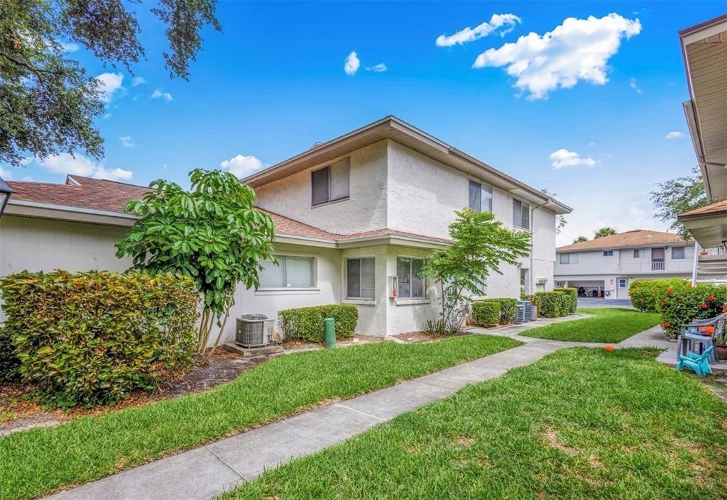 Bough Ave, Clearwater, FL 33760