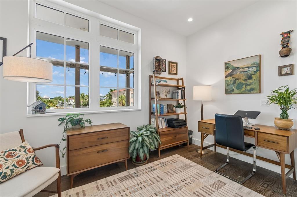 Davis Blvd, Tampa, FL 33606