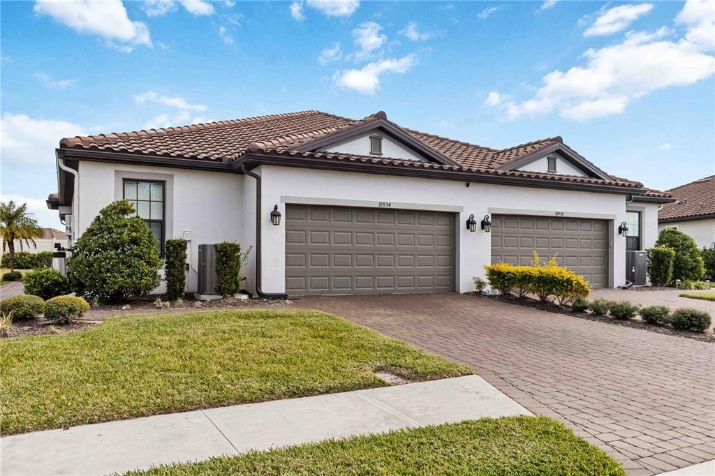 Wendover Dr, Palmetto, FL 34221