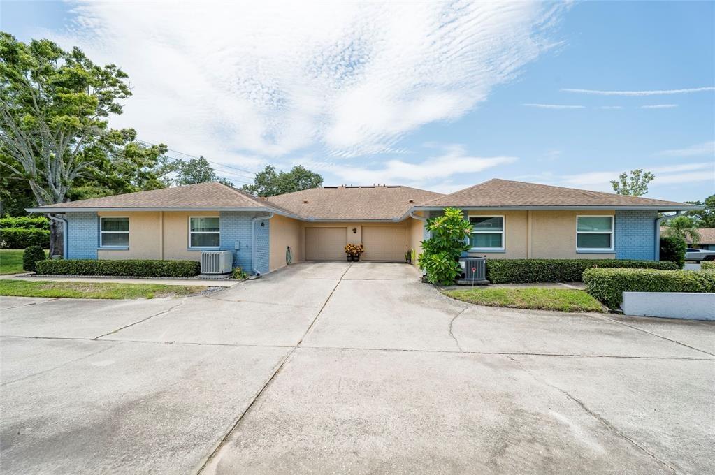 Sutherland Ct, Dunedin, FL 34698
