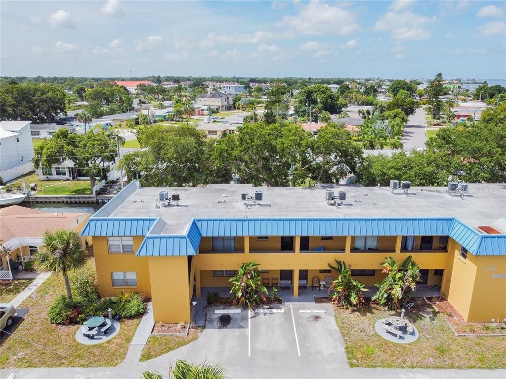 S Paula Dr, Dunedin, FL 34698