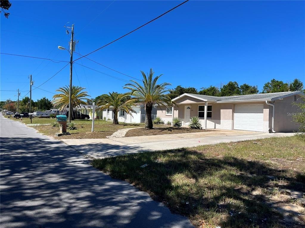 University Dr, Hudson, FL 34667