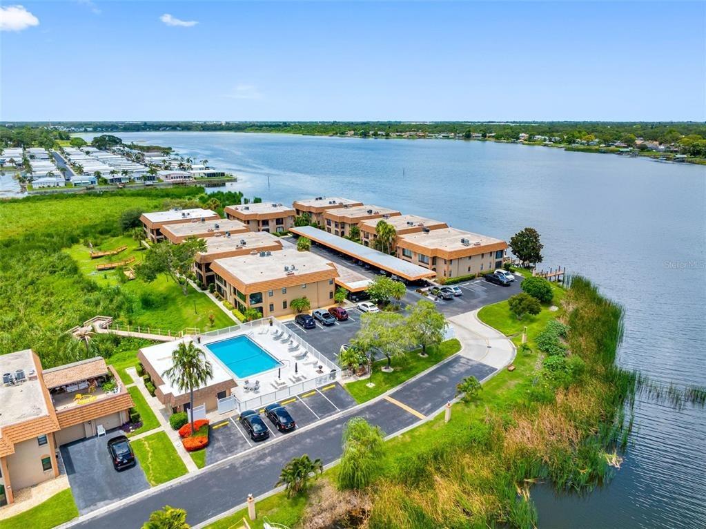 Seminole Island Dr, Largo, FL 33773