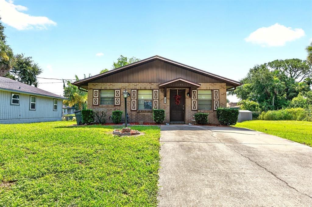 Strickland Ave, Sanford, FL 32771
