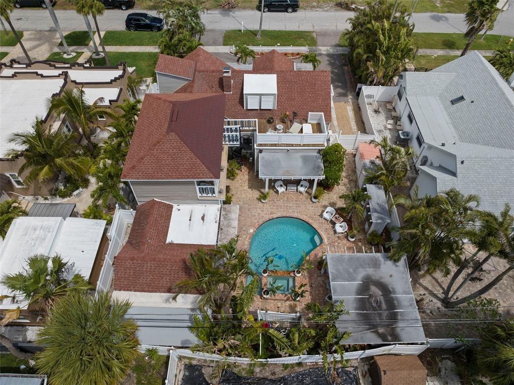 Narcissus Ave, Clearwater Beach, FL 33767