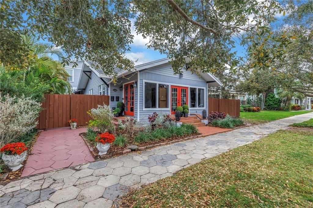 12th Ave Ne, Saint Petersburg, FL 33701
