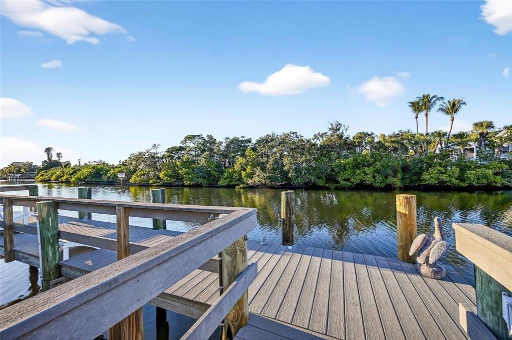 America Dr, Sarasota, FL 34231