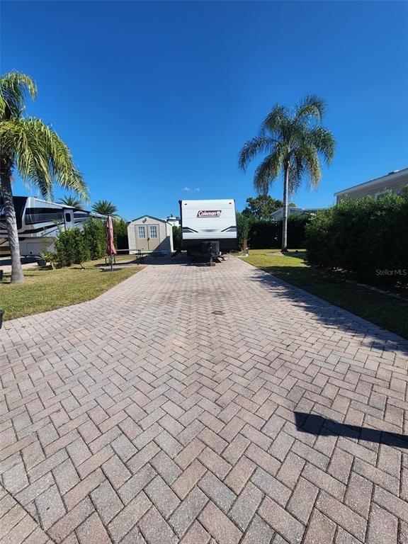 Limewood Ave, Clermont, FL 34714