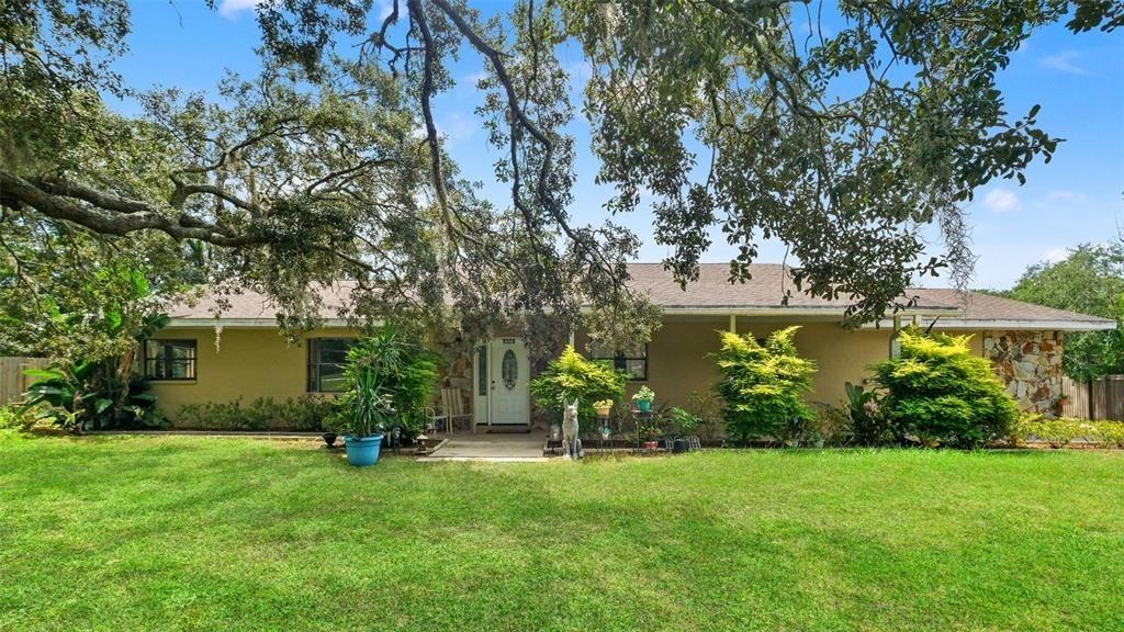Fred St, Hudson, FL 34669