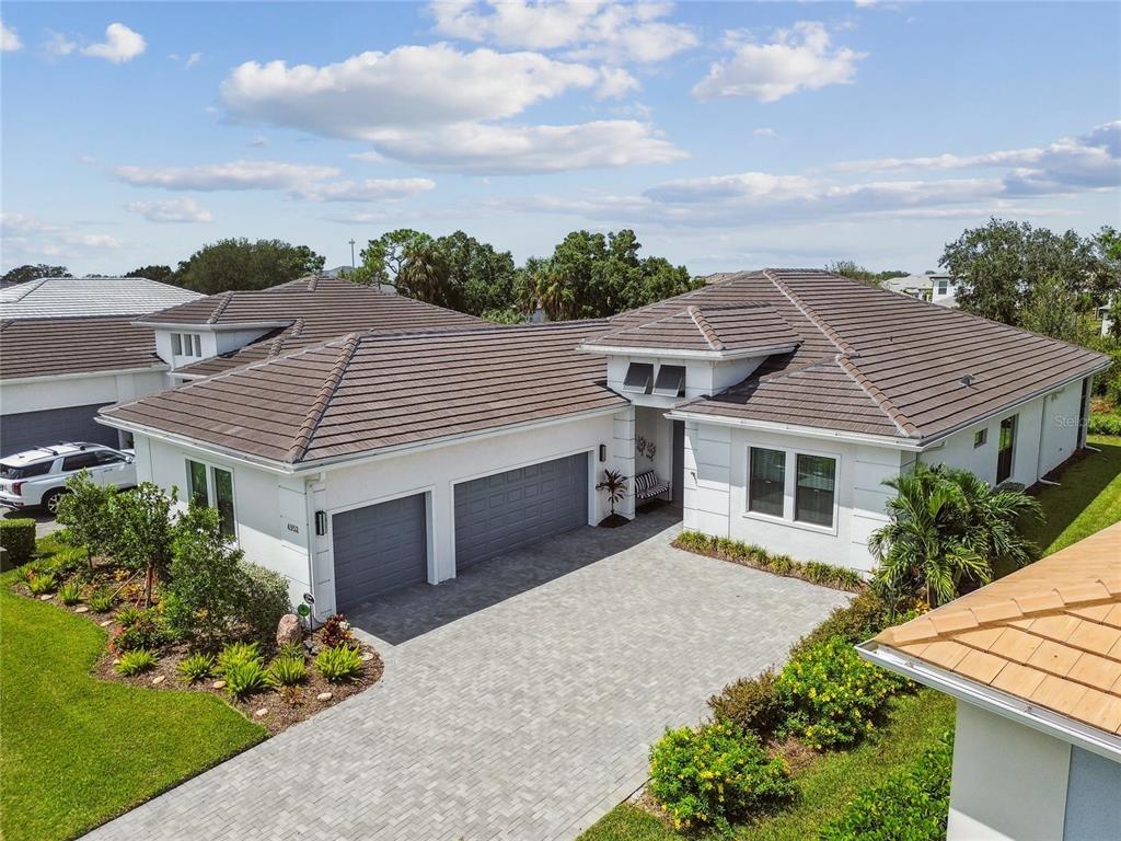 Surfside Cir, Bradenton, FL 34211