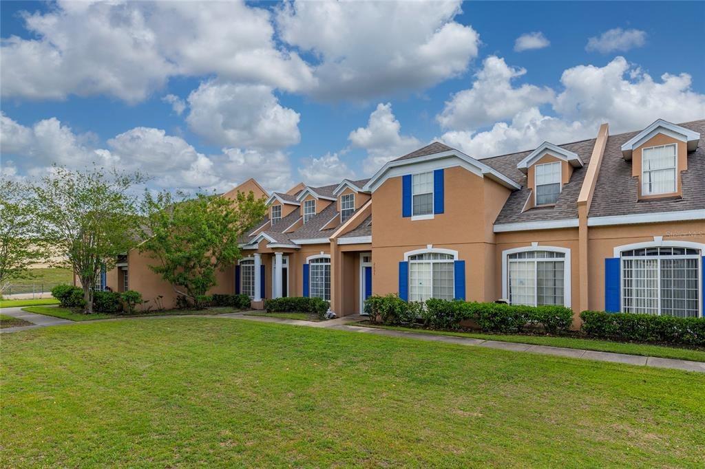 Island Brook Ln, Orlando, FL 32824