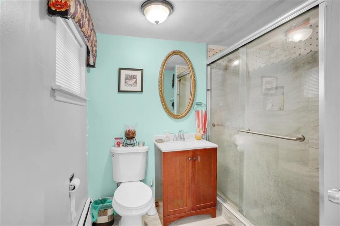 E Harrison St, Emmaus, PA 18049