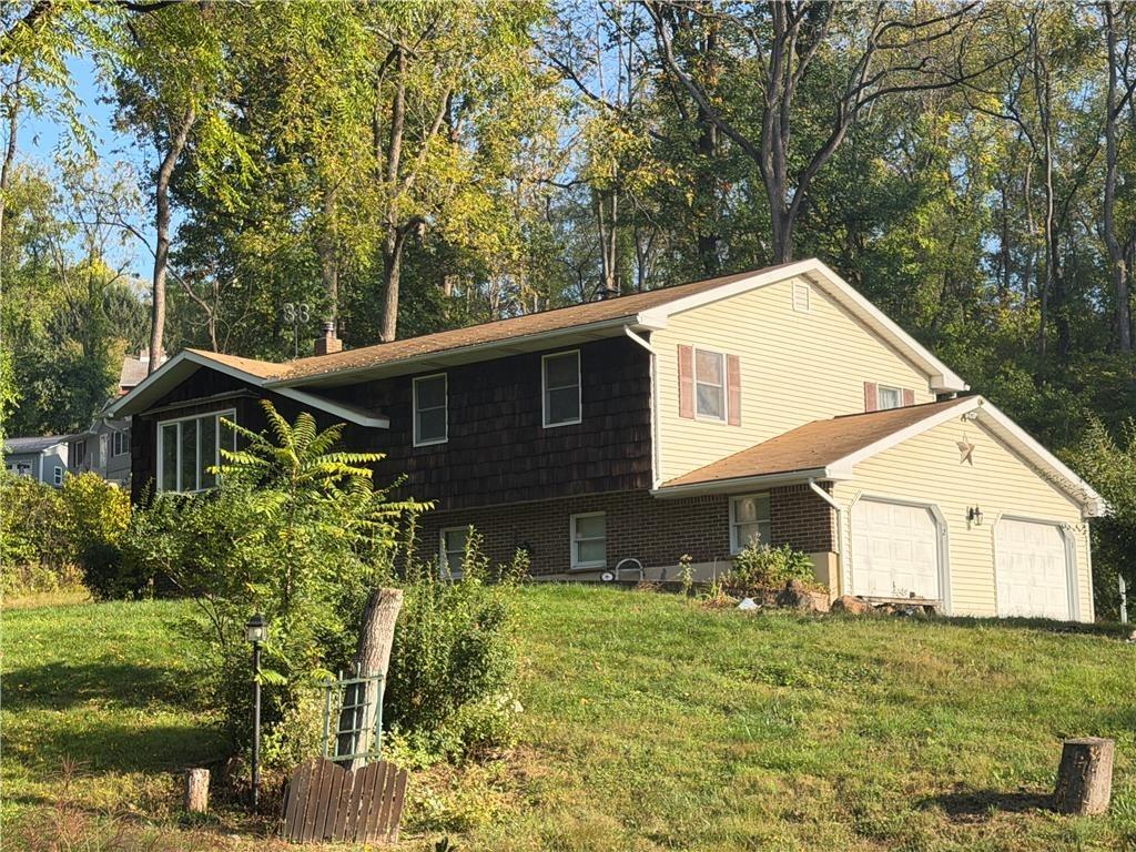 Ironwood Rd, Walnutport, PA 18088