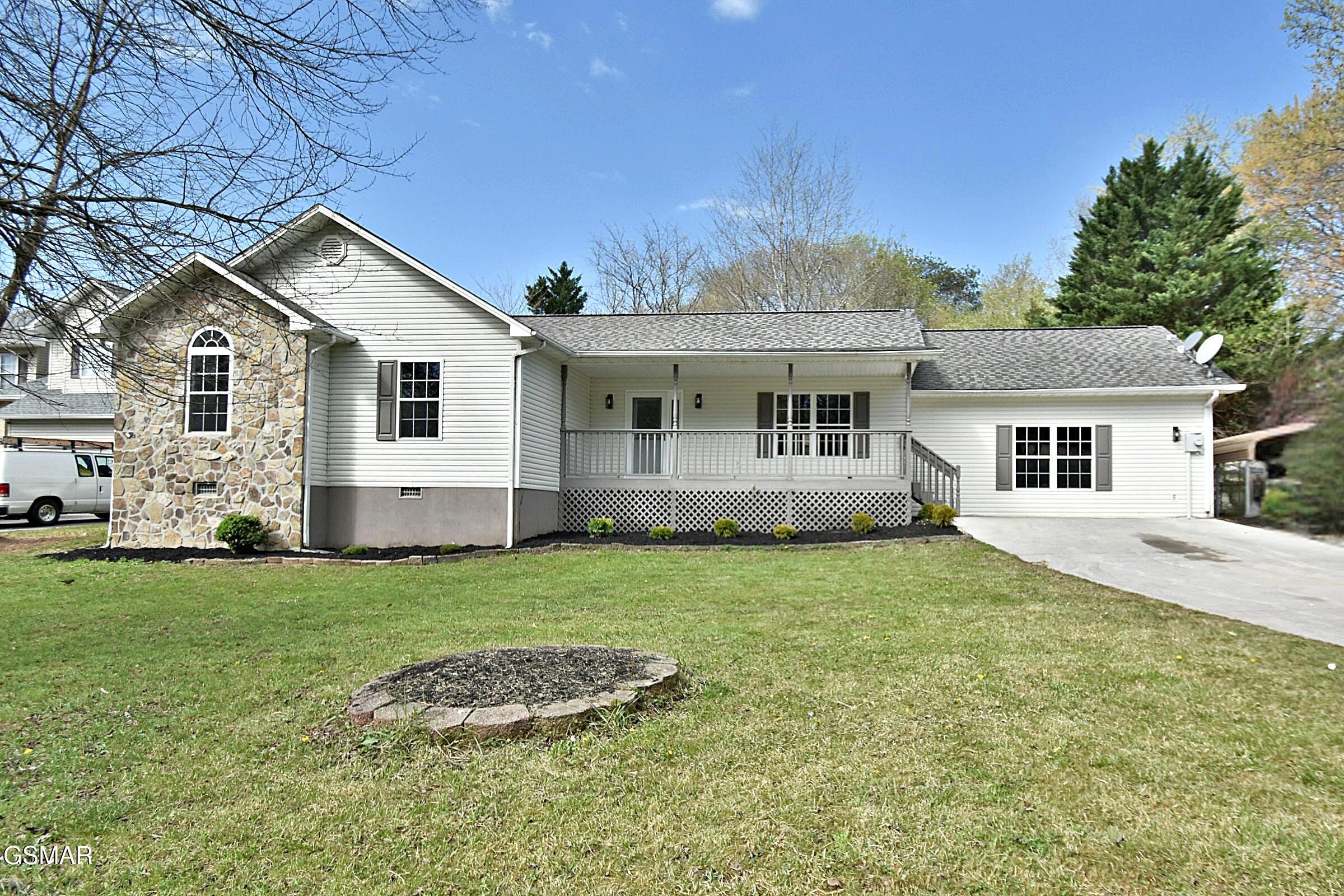 Village Ln, Sevierville, TN 37862