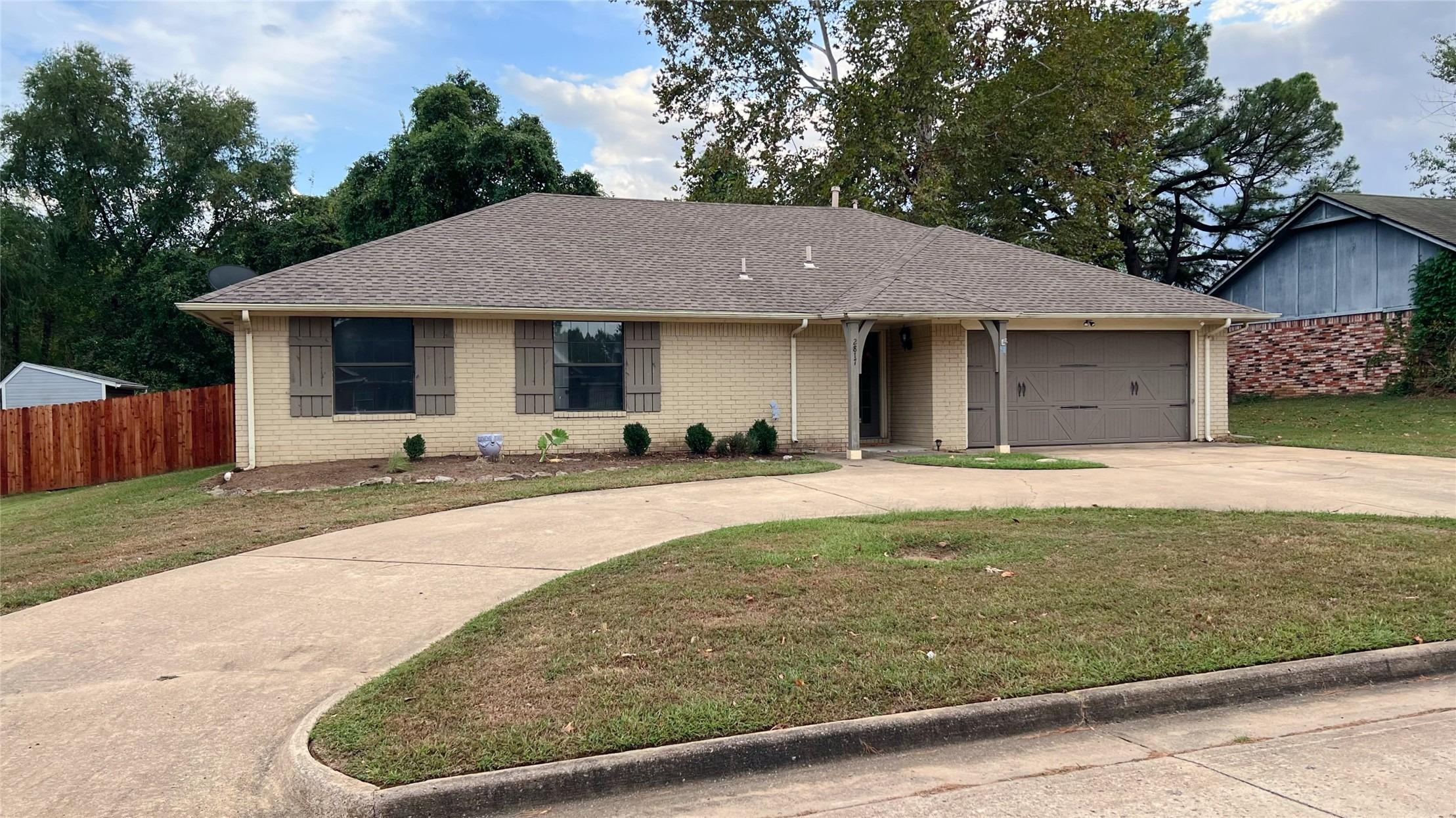 Kimberlea Dr, Muskogee, OK 74403