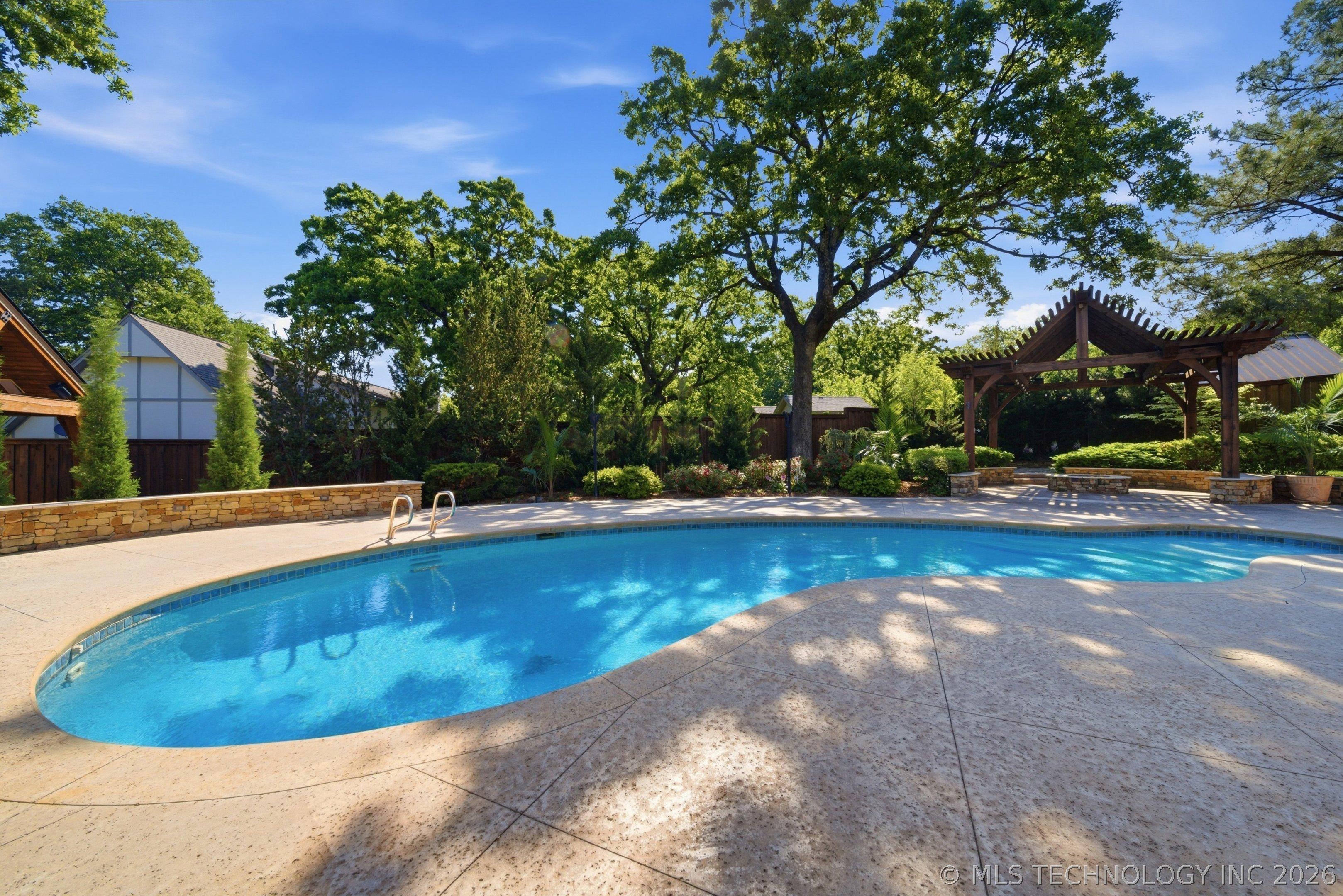 S Maplewood Ave, Tulsa, OK 74137