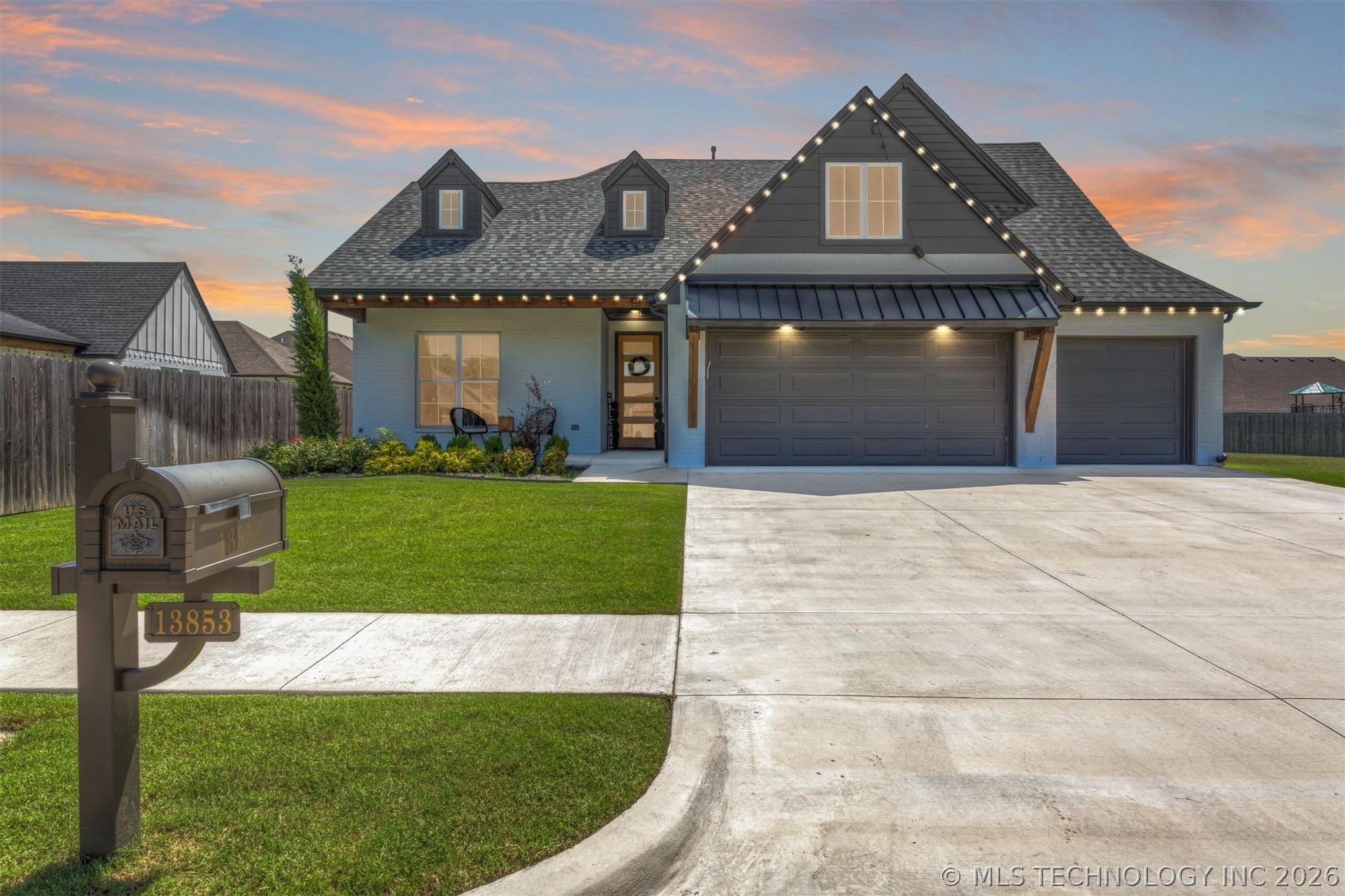 S 21st Ct E, Bixby, OK 74008