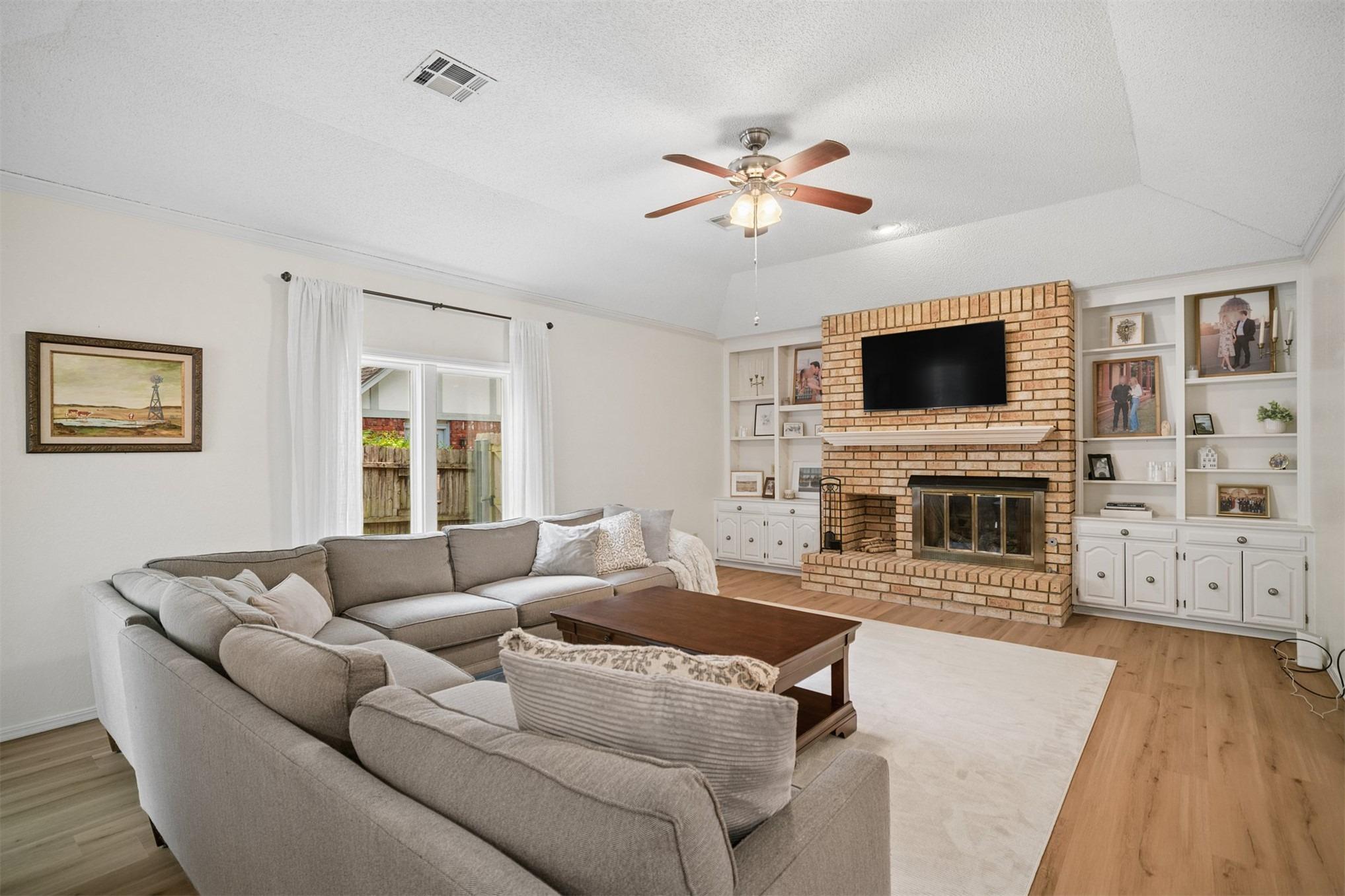 E 78th Pl, Tulsa, OK 74136