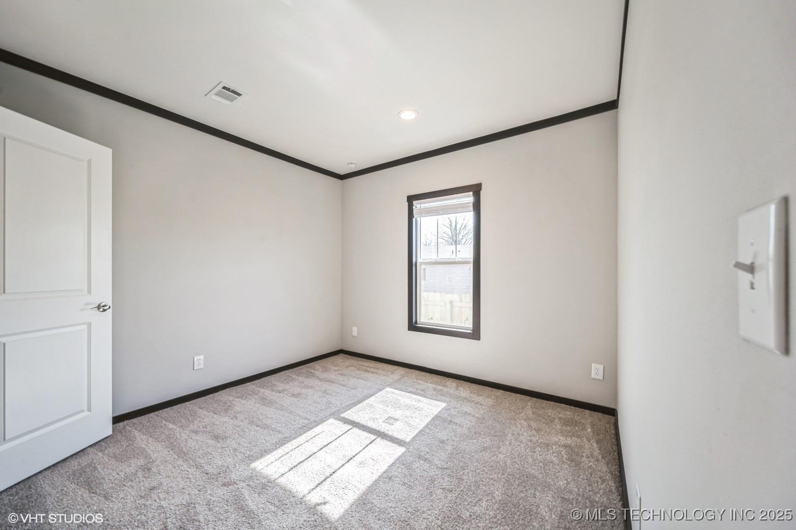 Kyle Ave, Warner, OK 74469