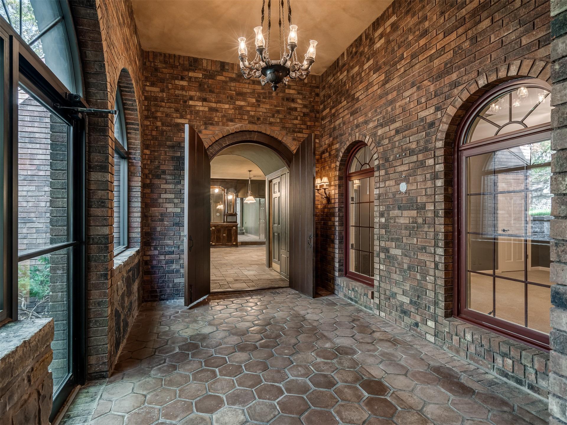 S Yale Ave, Tulsa, OK 74137