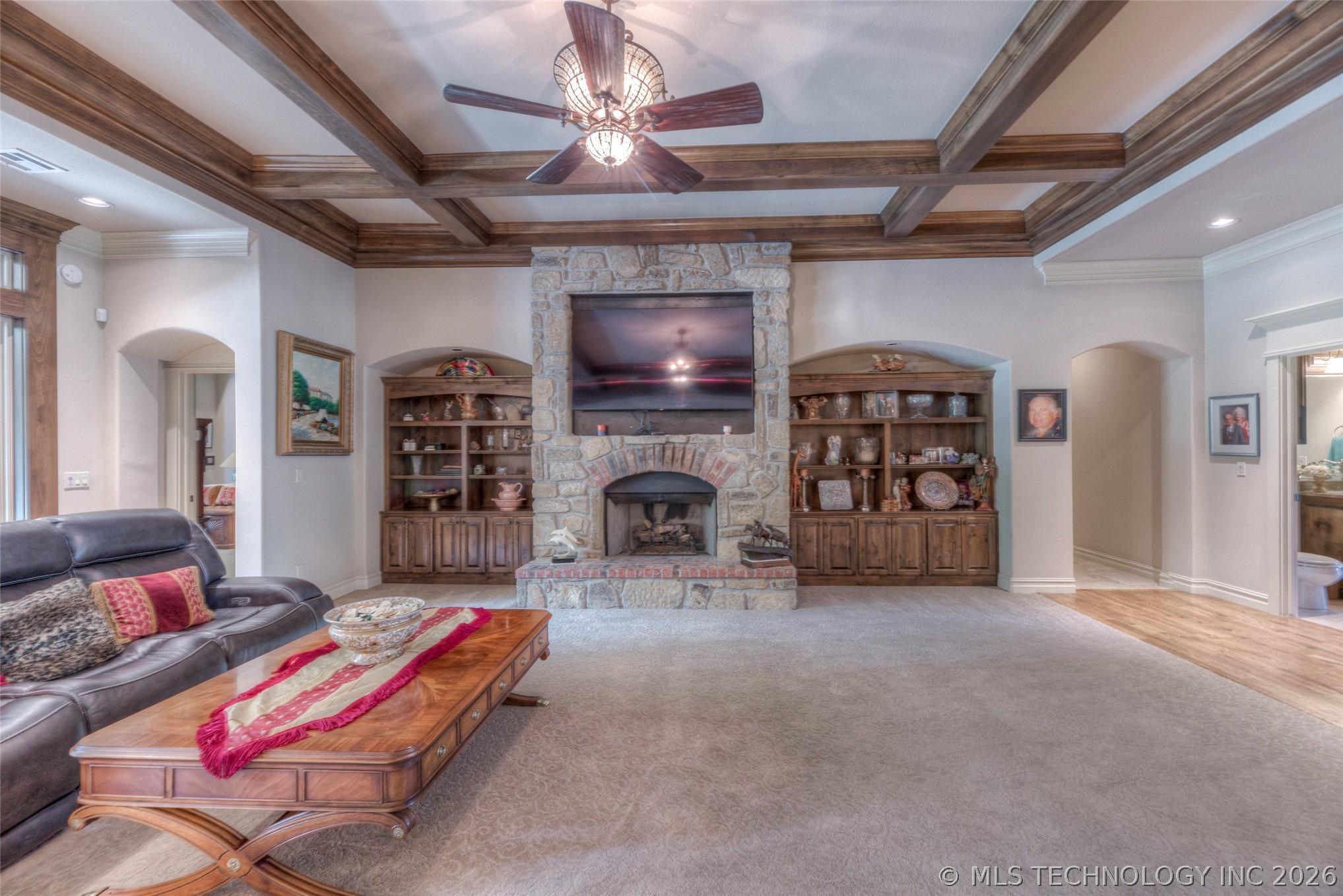 E Red Hawk Rd, Owasso, OK 74055