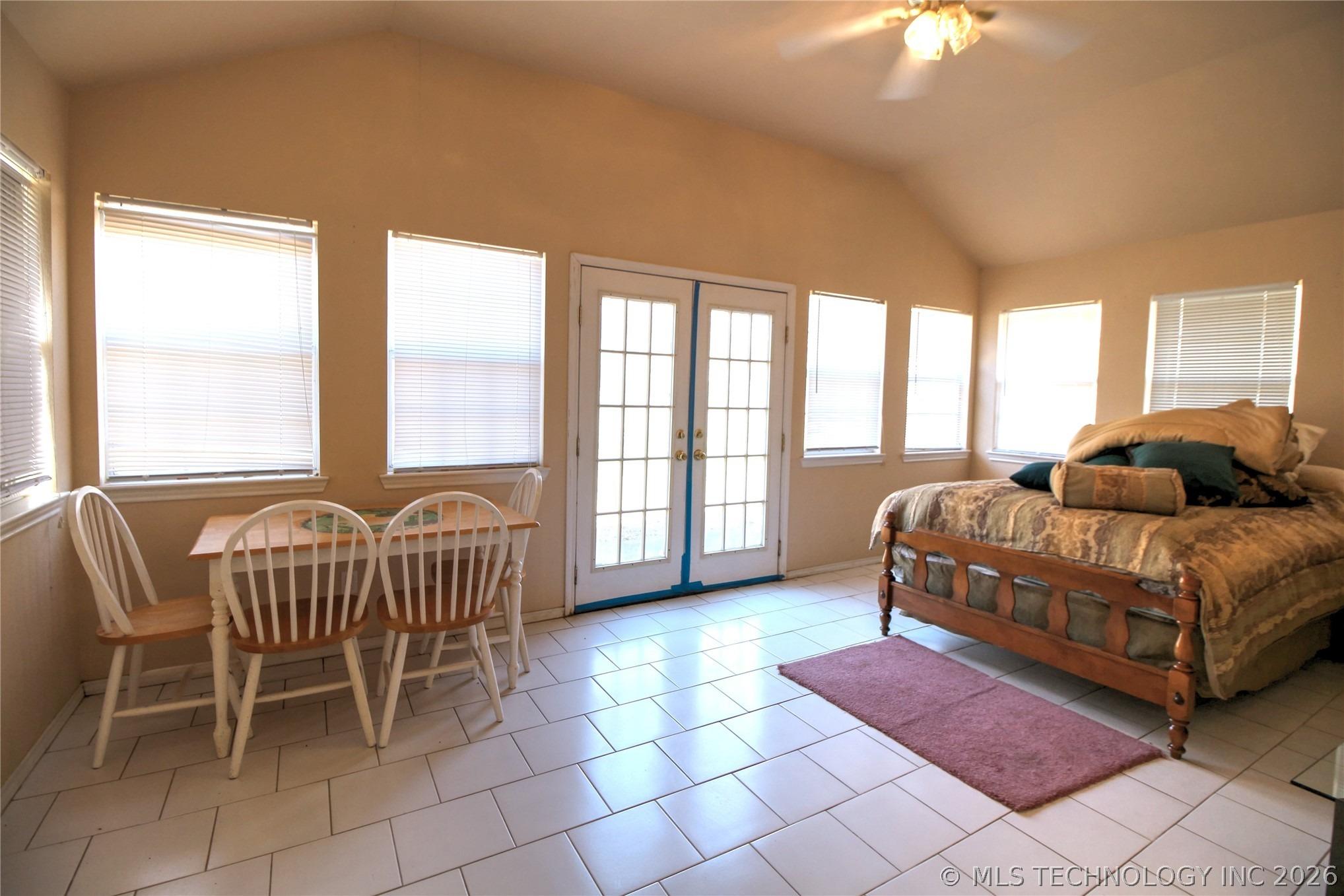 Red Oak Dr, Kingston, OK 73439