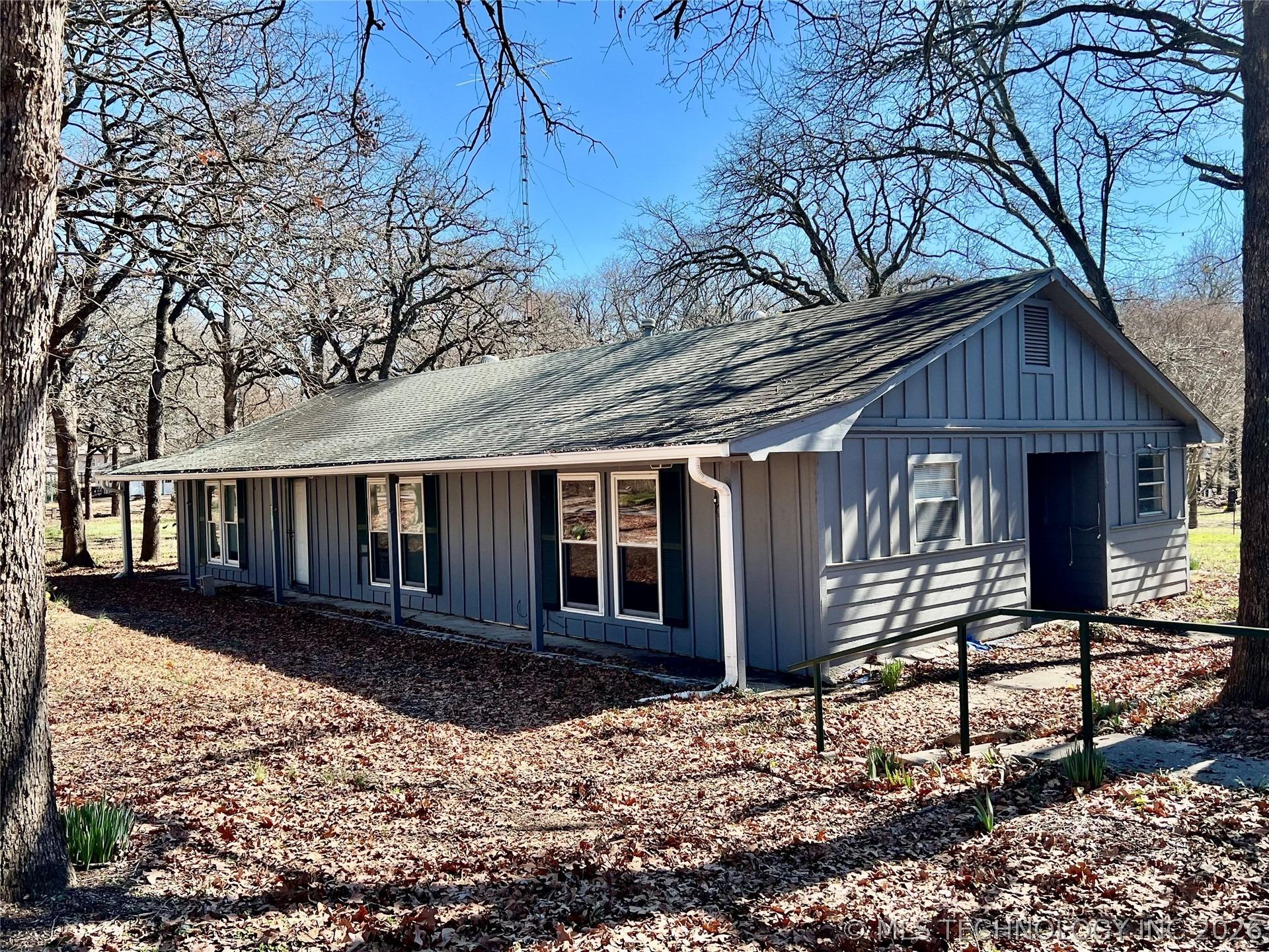 Johnson Dr, Kingston, OK 73439