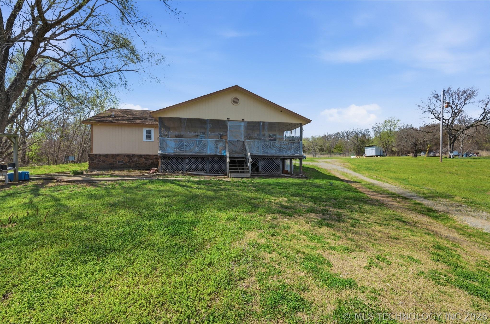 N Lost City Rd, Hulbert, OK 74441