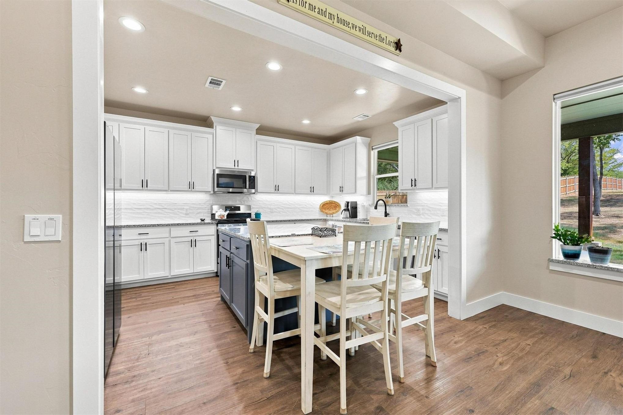 River Oak Dr, Kingston, OK 73439