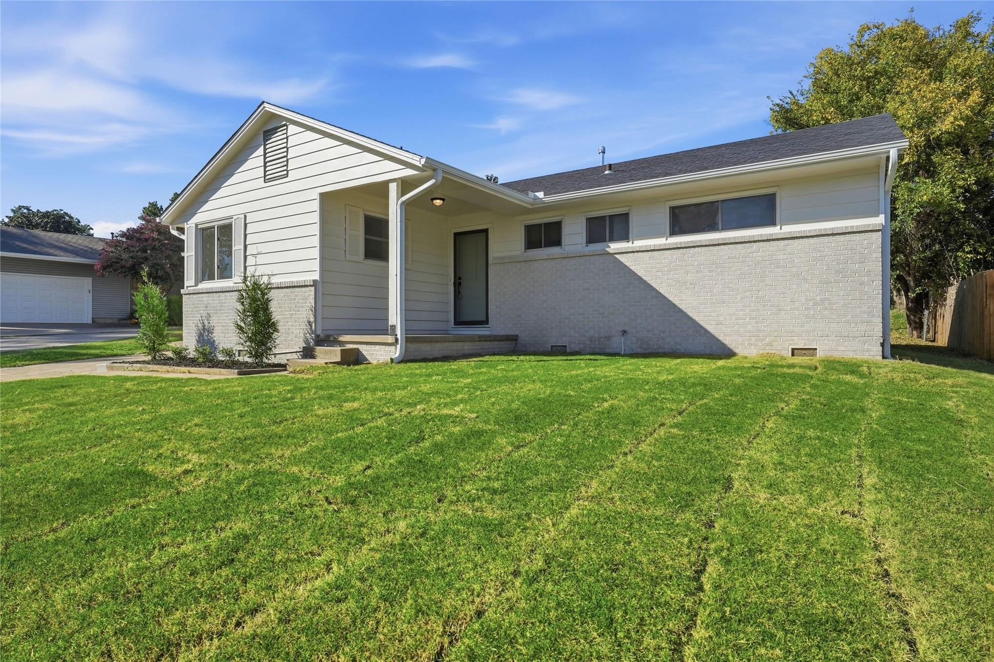 E 22nd Pl, Tulsa, OK 74114
