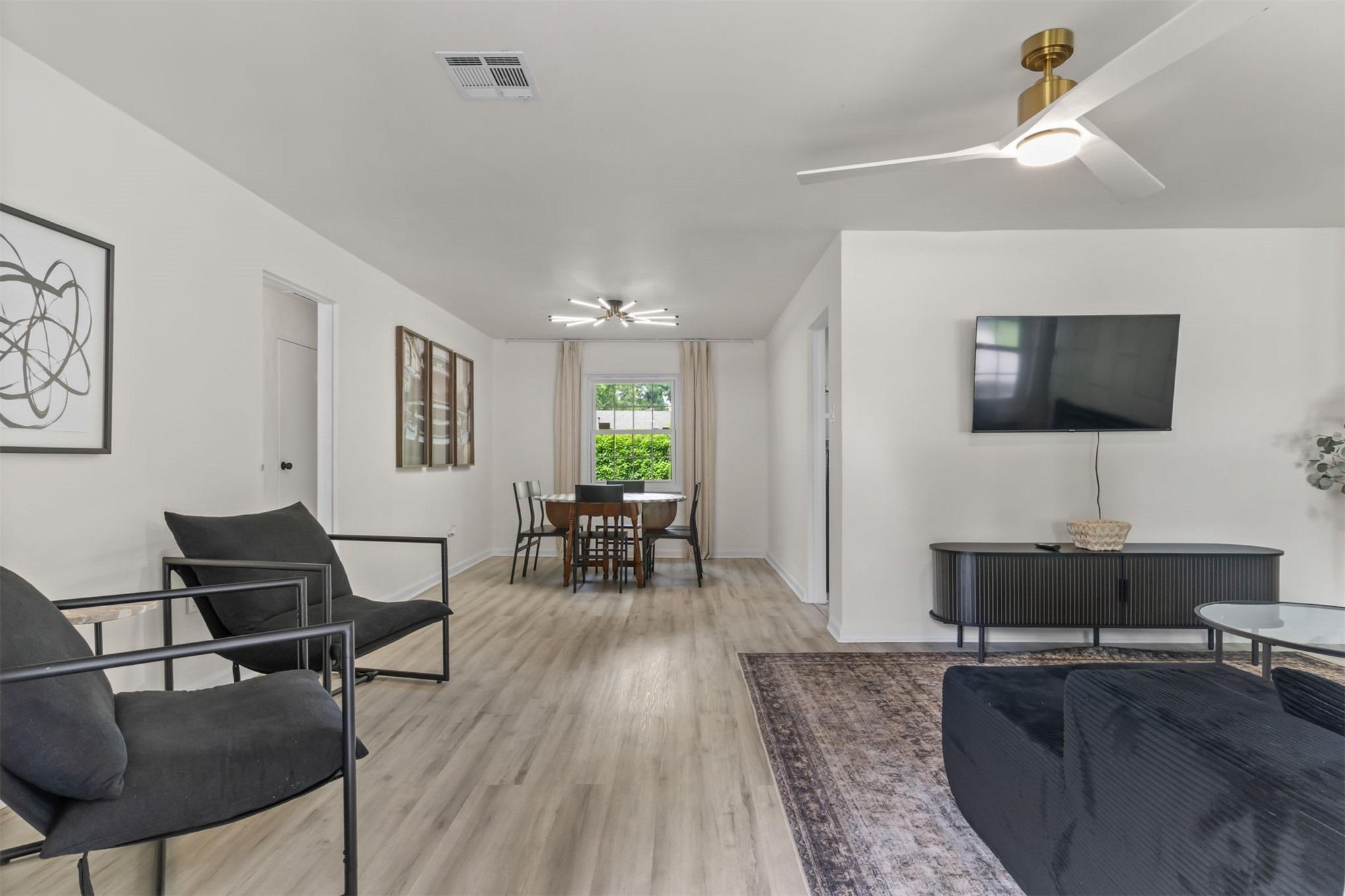 S Madison Ave, Tulsa, OK 74105