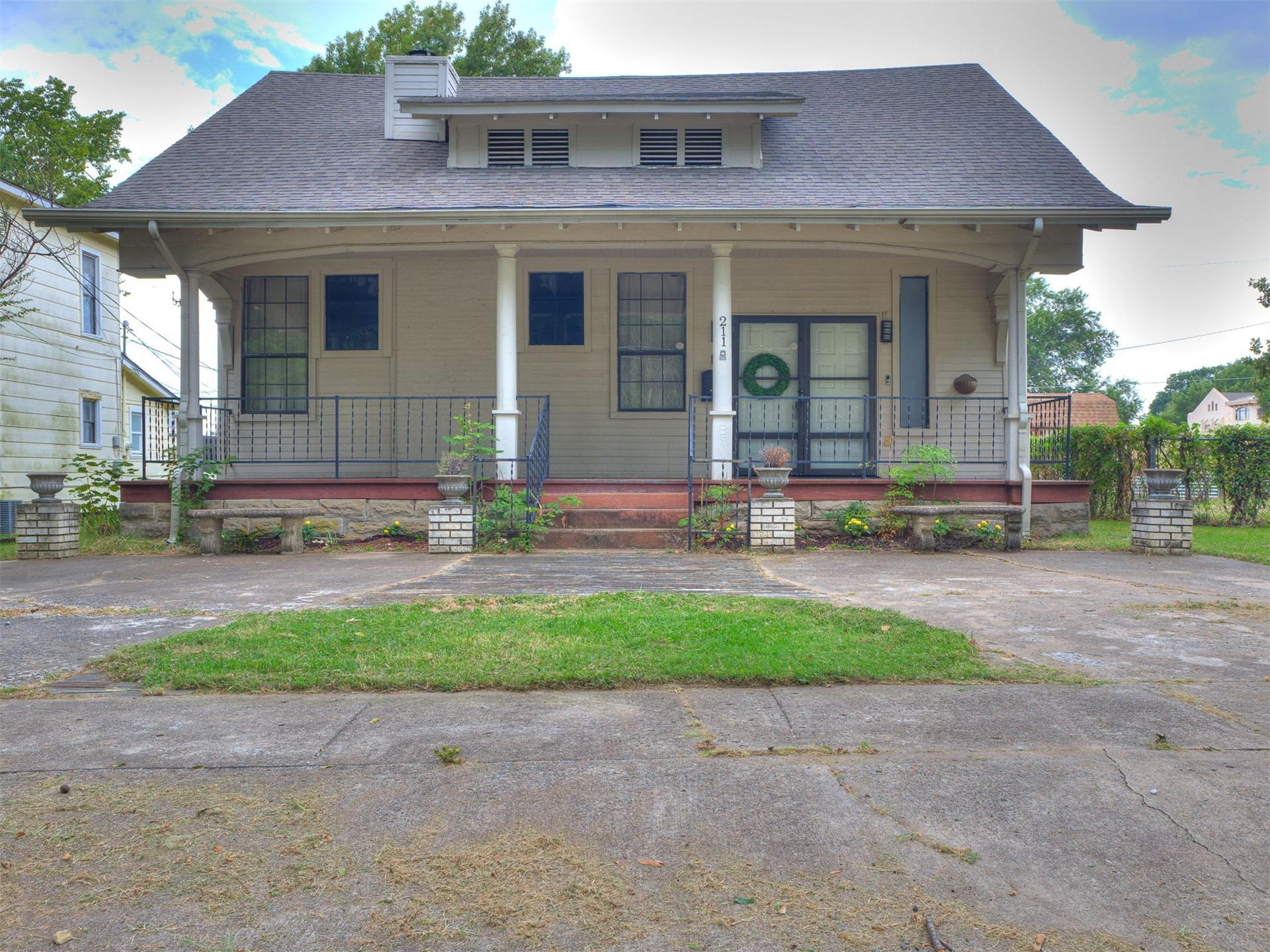N State St, Wagoner, OK 74467