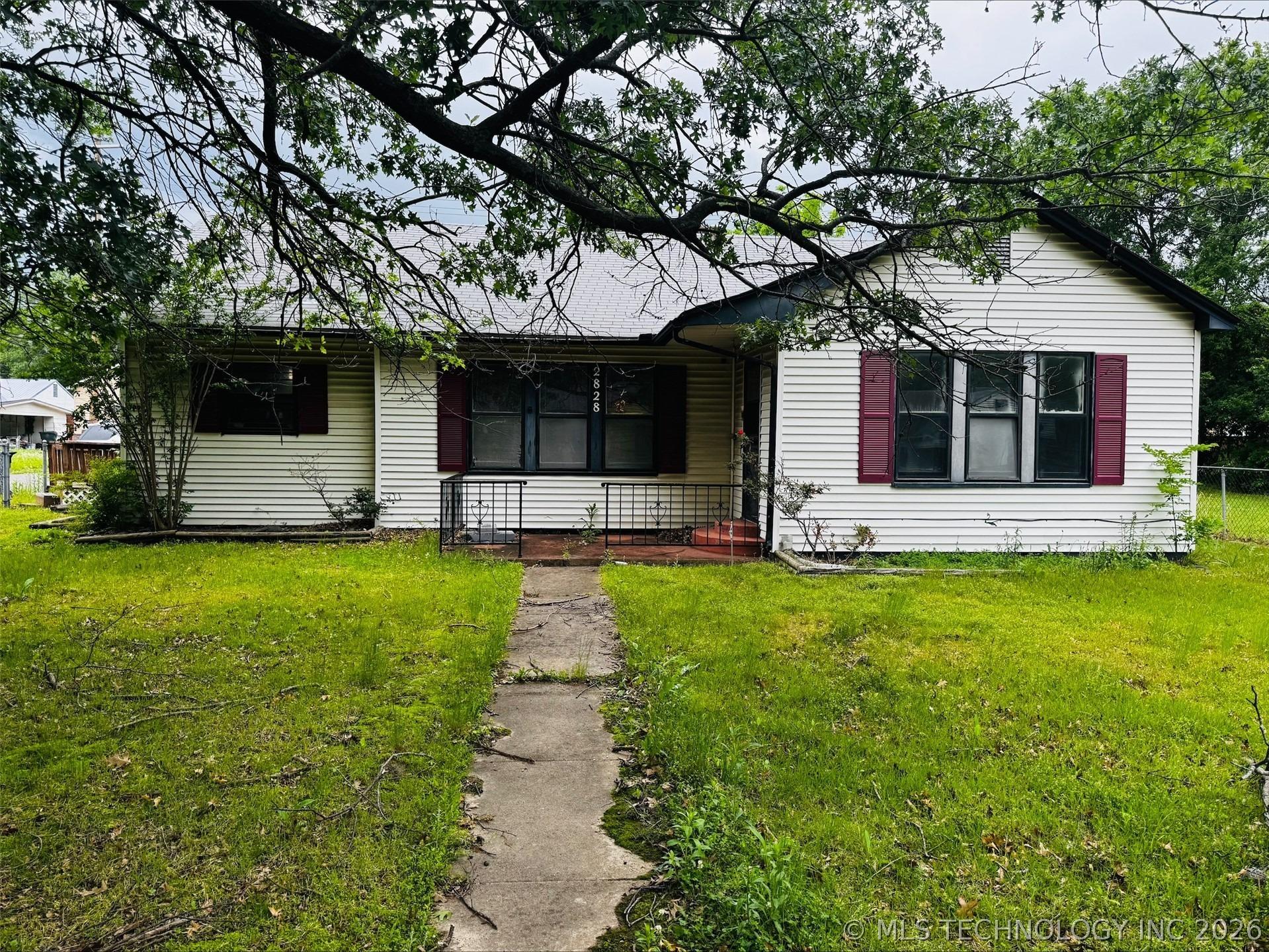Elgin St, Muskogee, OK 74401