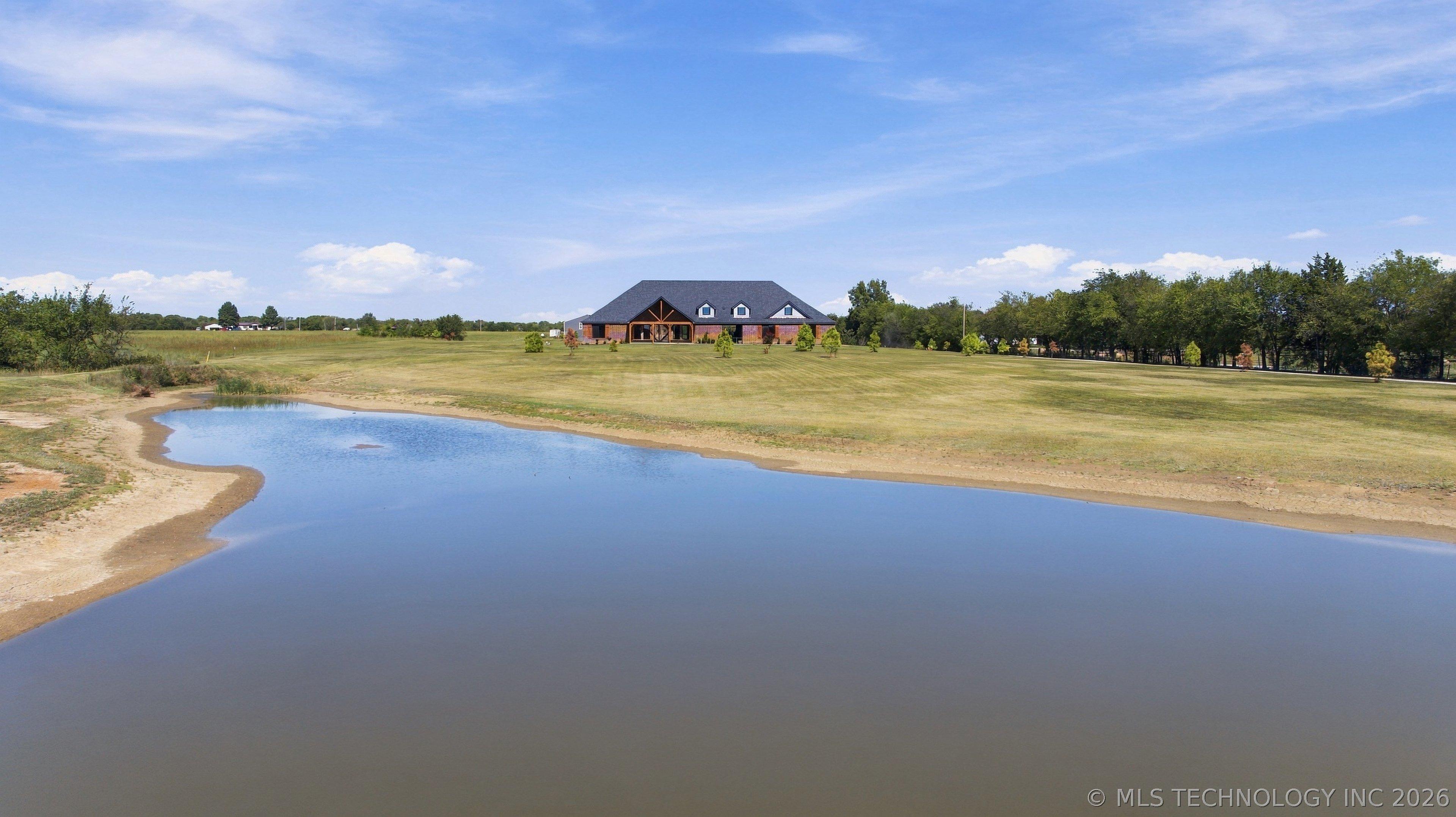E 201st St S, Mounds, OK 74047