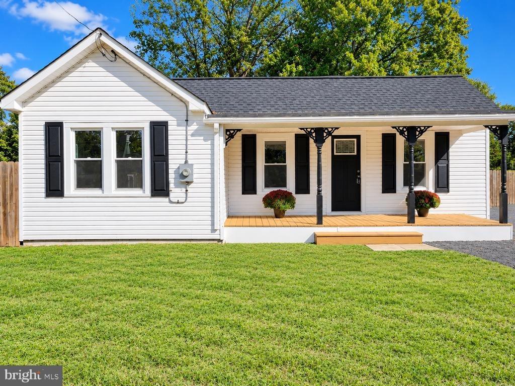 Poplar Ln, Indian Head, MD 20640