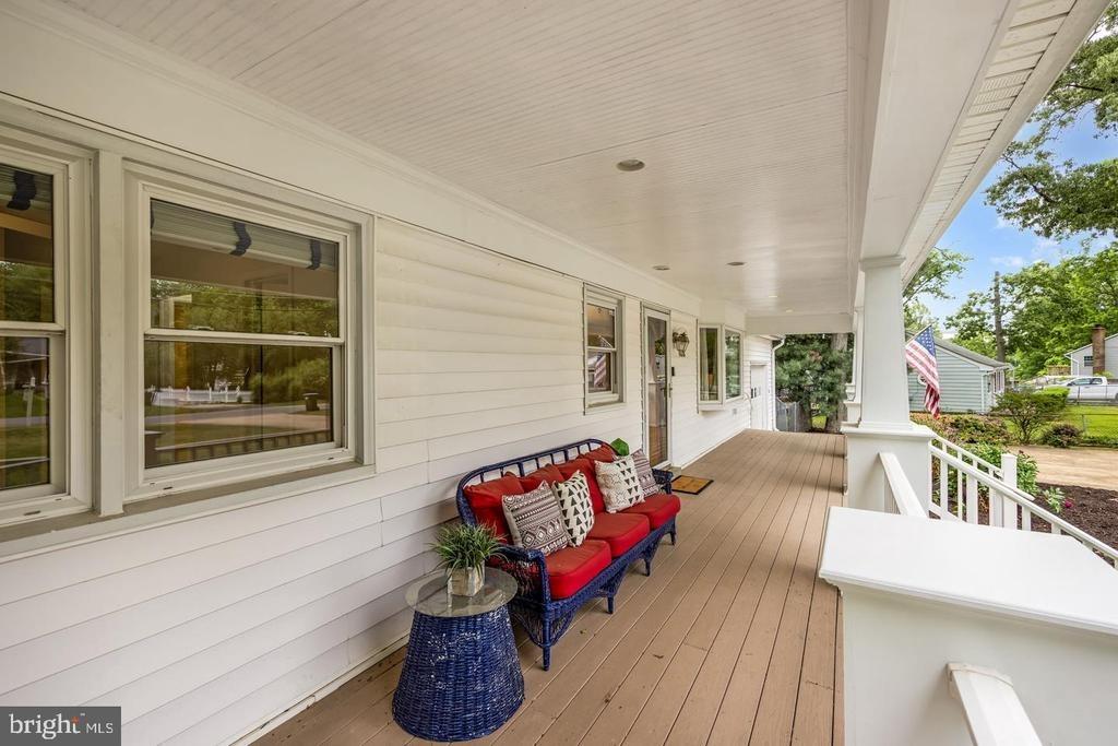Windham Ave, Alexandria, VA 22315