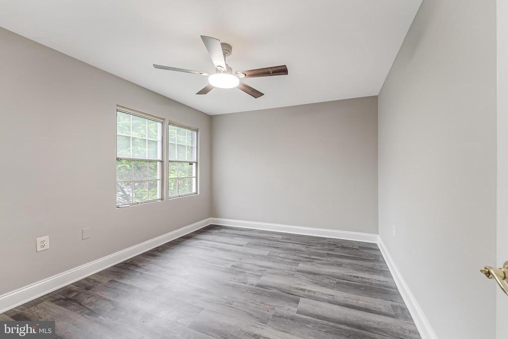 W Wakefield Dr, Alexandria, VA 22307