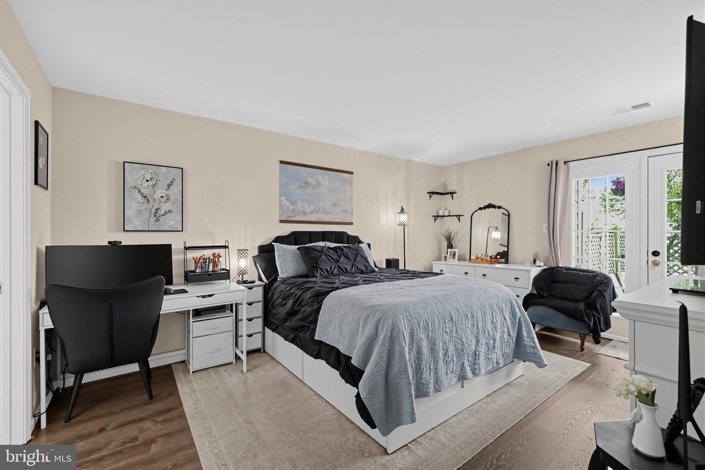 Shadyside Way, Germantown, MD 20874