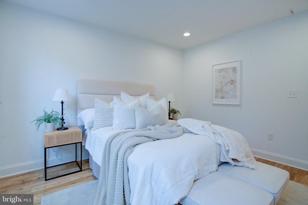 S Curley St, Baltimore, MD 21224