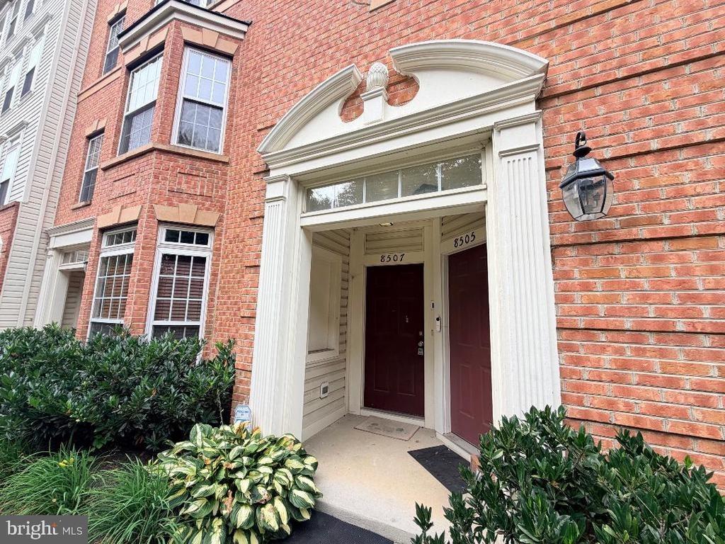 Hallie Rose Pl, Alexandria, VA 22309
